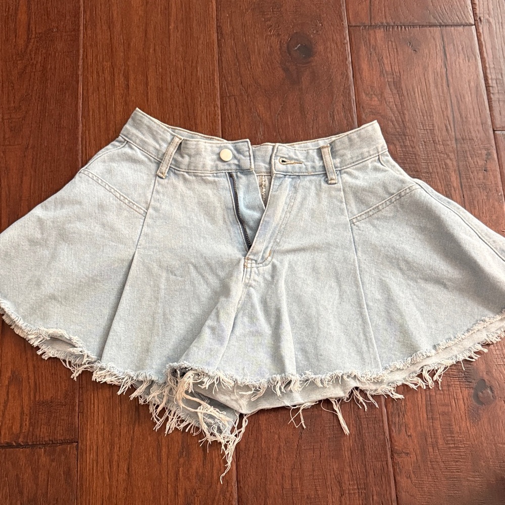 Amazon Women's Light Blue Denim Shorts